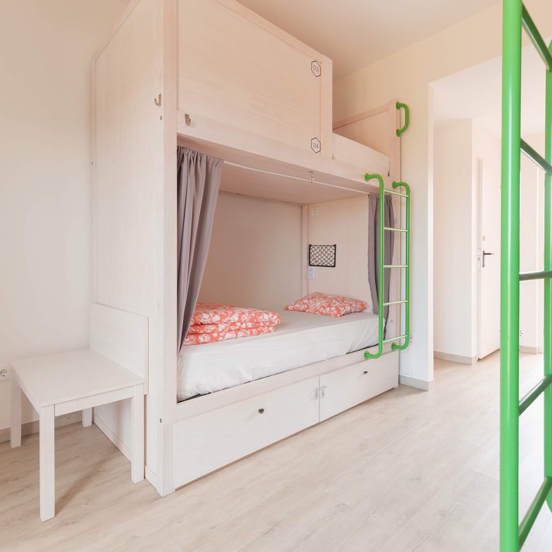 WOT Social Ericeira Surf Hostel - Quartos 4 Bed Mix Dorm (1)