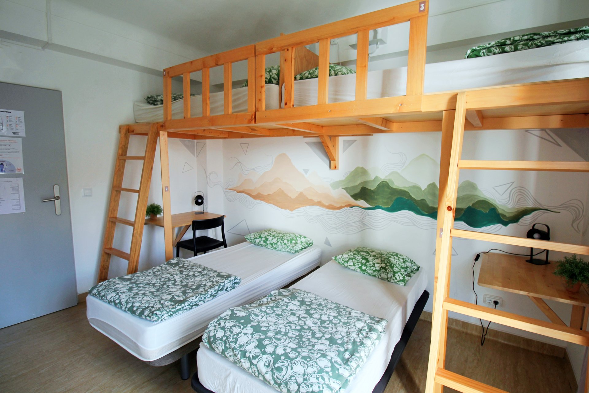 WOT Social Lisbon Nomad - Quartos 4 Dorm Mix_ Family Room Balcony 508 (6)