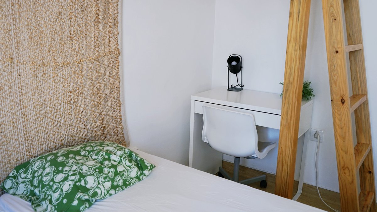 WOT Social Lisbon Nomad - Quartos 4 Dorm Mix_ Family Room Balcony (4)