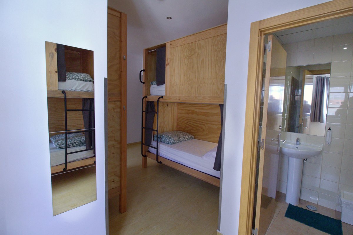 WOT Social Lisbon Nomad - Quartos 8 Mix Dorm W Balcony (16)