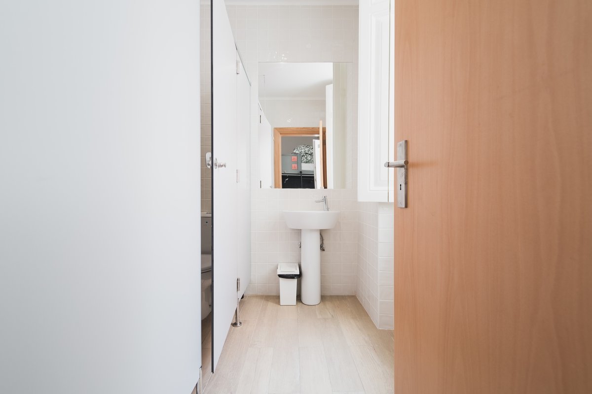 WOT Social Lisbon Patio - 6 Dorm Ensuite (3)