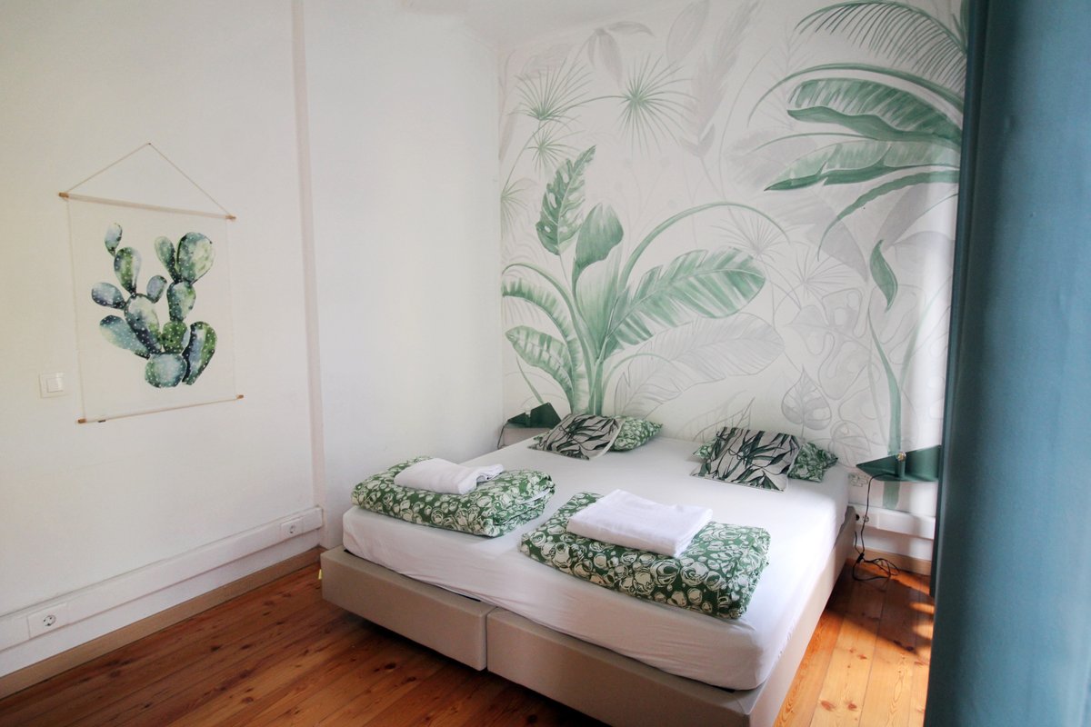 WOT Social Lisbon Patio - Double Room 101 (1)