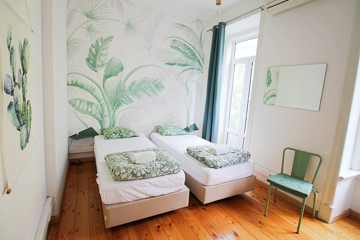 WOT Social Lisbon Patio - Double Room (2)