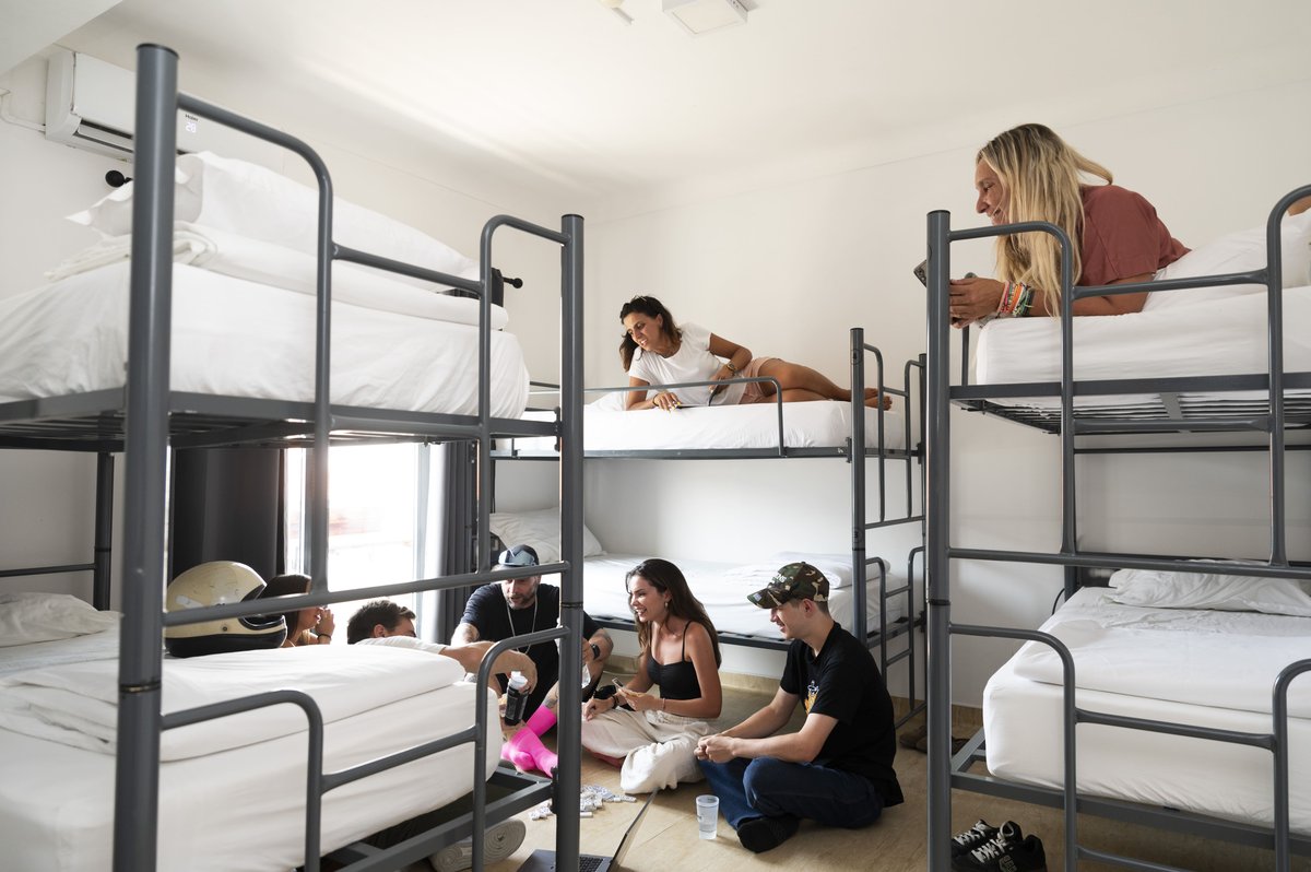 6 mix dorm ensuite