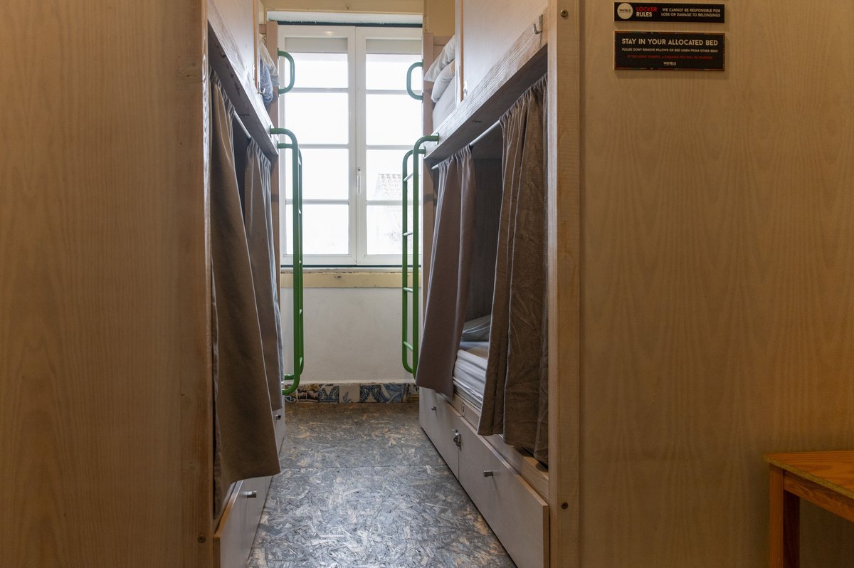 new - 6 bed dorm - quartos